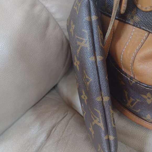 💯% Authentic RARE LOUIS V French Co Bucket Bag pm & KISSLOCK CLUTCH  full set! - Picture 2 of 16